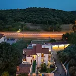 Villa Lealeana