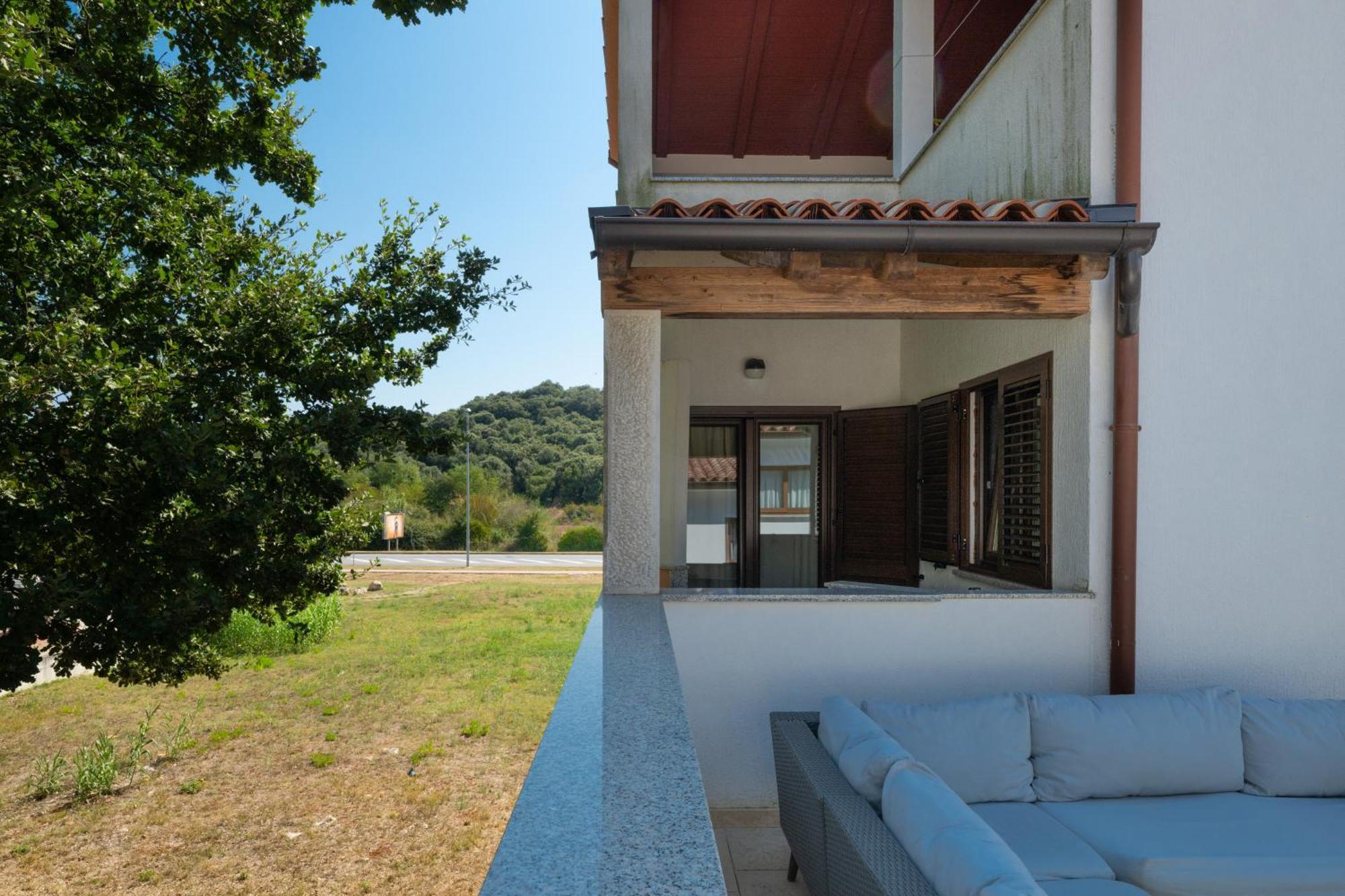 Lealeana Villa Pula