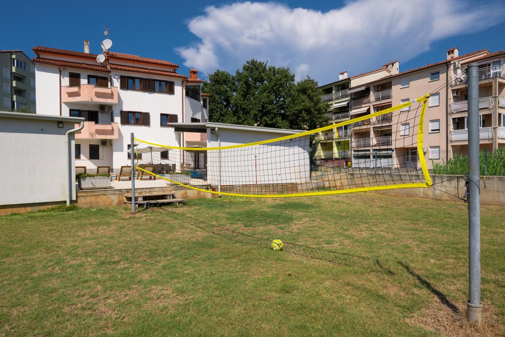 Villa Lealeana *