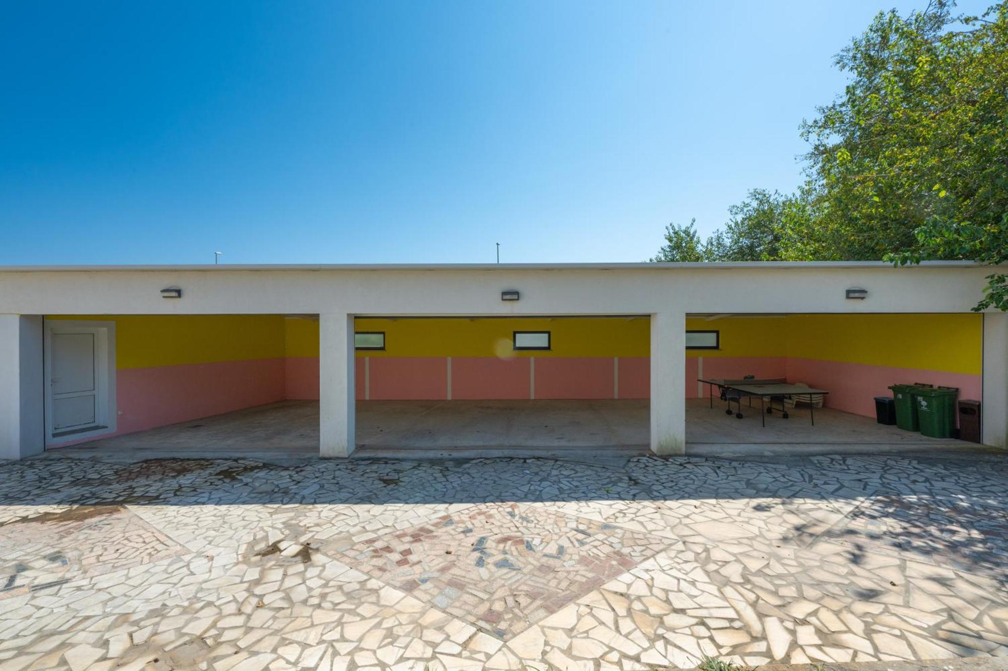 Villa Lealeana